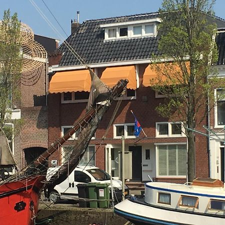 B&B Aan De Gracht 레바르덴 외부 사진